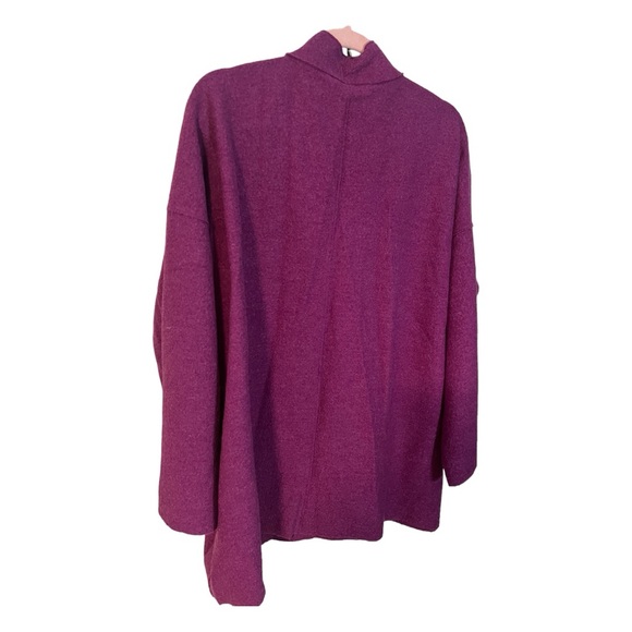 An Eileen Fisher open sweater in size large - Picture 7 of 7